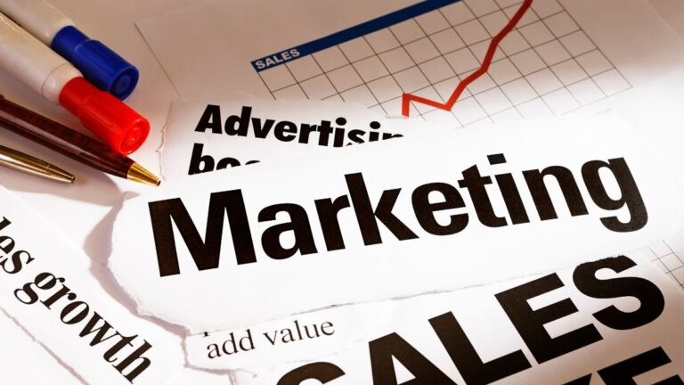 10 AI Tools for Sales and Marketing Professionals